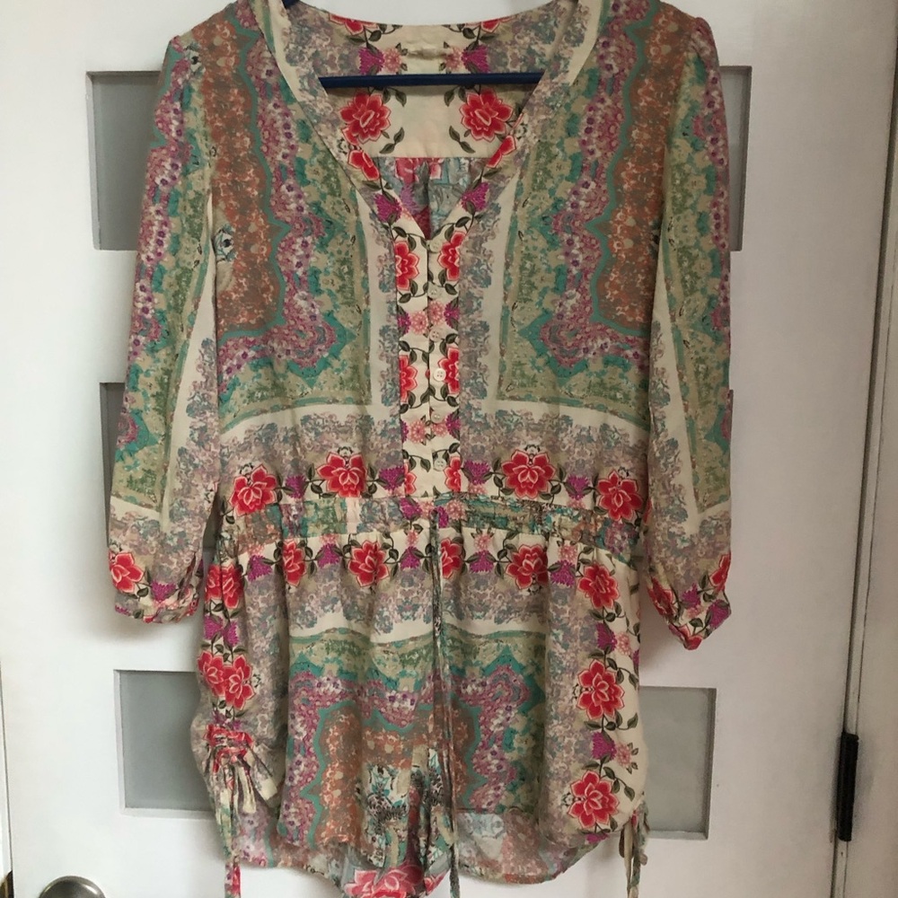En Creme Green and Red 3/4 Sleeve Tie Front Romper